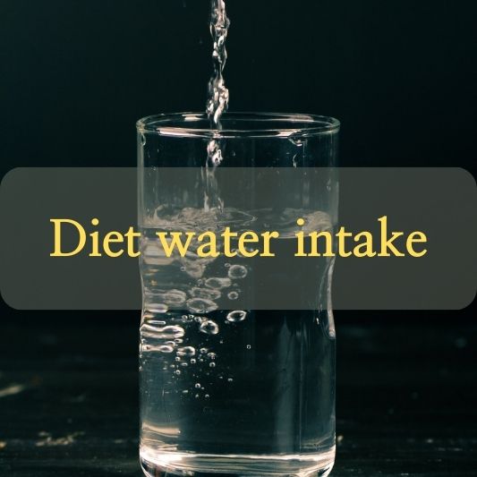 How much water should I drink while dieting?